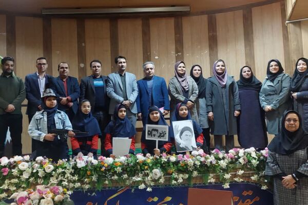 داوری آثار تئاتر درسی در ناحیه سه شیراز 