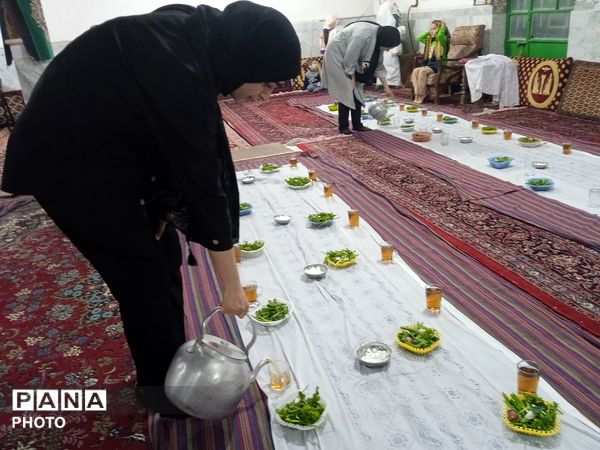 نماز جماعت و افطاری در شب سوم ماه مبارک رمضان  