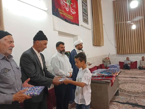 تقدیر از دانش‌آموزان فعال روستای نقاب
