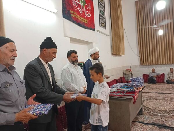 تقدیر از دانش‌آموزان فعال روستای نقاب