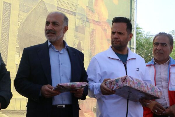 طرح پویا، شهر پویا با برگزاری  همایش پیاده روی خانوادگی در بوستان ورزش ملارد 