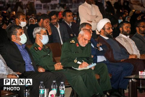  یادواره شهدای دانش‌آموز شجره طیبه میناب در شهر شمیل بندرعباس