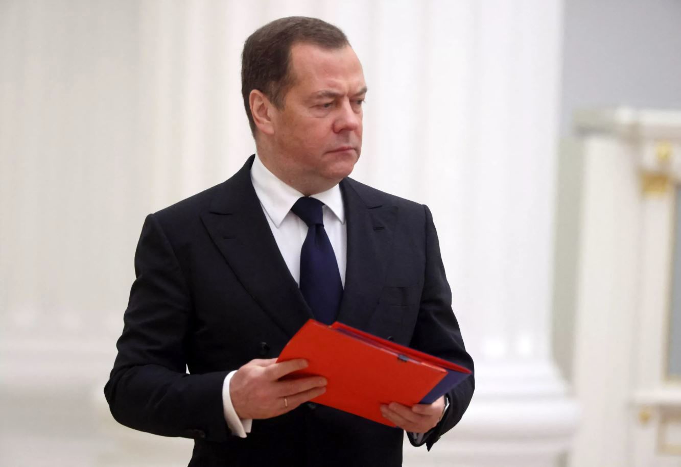 انتقال تسلحیات هسته‌ای به اوکراین به معنای آماده‌سازی برای جنگ هسته‌ای با روسیه است.