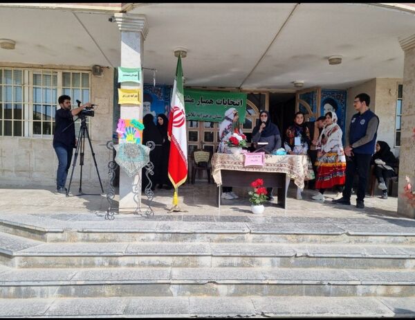 انتخابات همیار مشاور به‌مناسبت هفته بهداشت‌روان در آموزشگاه تلاش شهرستان بجنورد