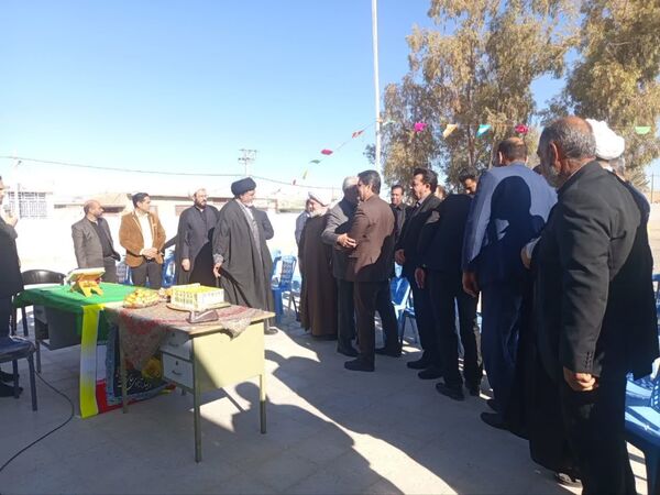 آیین کلنگ زنی آموزشگاه ۶کلاسه سلمان فارسی  در روستای بداف ابرکوه