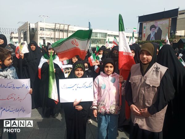روز قدس و خیابان هایی که بار دیگر عزت وبصیرت مردم را به رخ جهانیان کشیدند