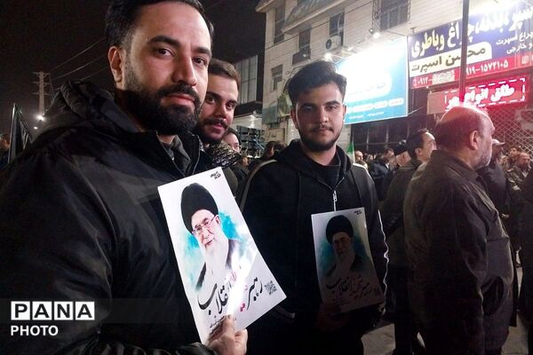 لبیک یا خامنه‌ای