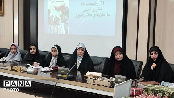 تجلیل از خبرنگاران پانا ملایر در خط مقدمِ اطلاع‌رسانی