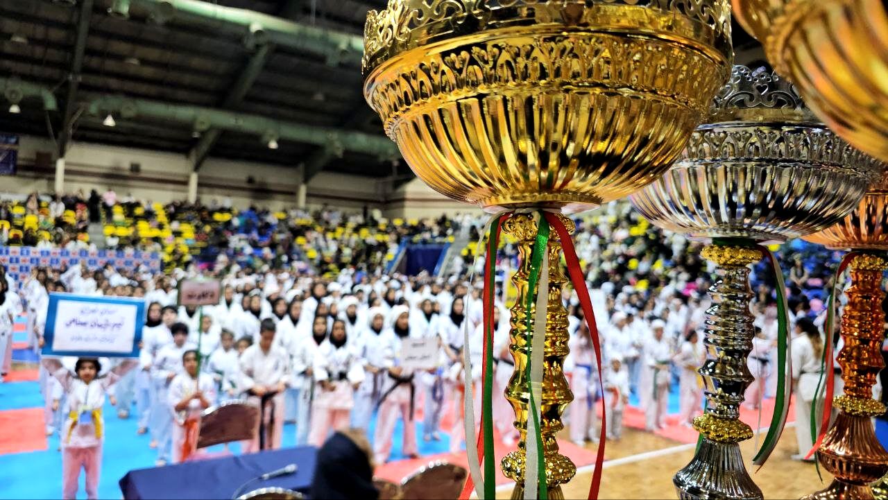 برترین‌های ایران روی یک تاتامی