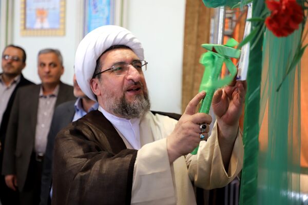 طنین زنگ نماز در مدارس آذربایجان‌شرقی