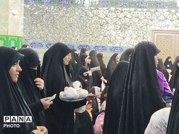 برپایی آیین «شکوه مادری» در قم