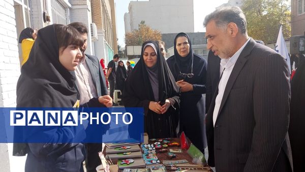 بازارچه کمک به غزه در هنرستان کاردانش امام حسن مجتبی (ع) ناحیه۶ مشهد