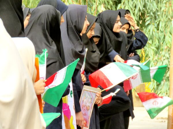 نواخته شدن زنگ مهر در مدارس شهرستان خلیل‌آباد 
