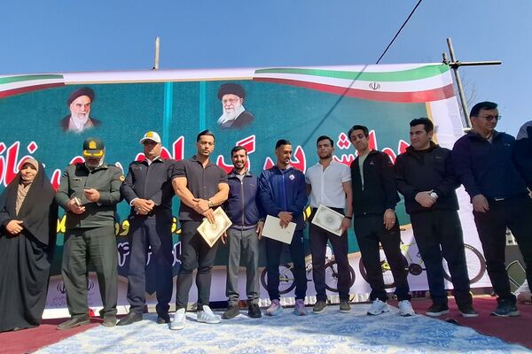  همایش بزرگ پیاده روی خانوادگی در نسیم‌شهر 