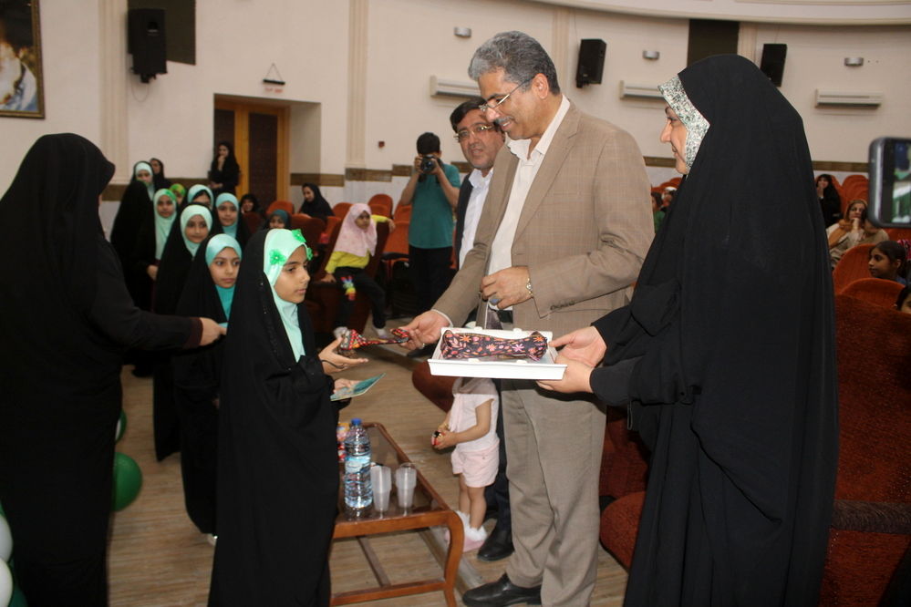 افتتاحیه فعالیت های تابستانی اوقات فراغت دانش‌آموزان استان بوشهر