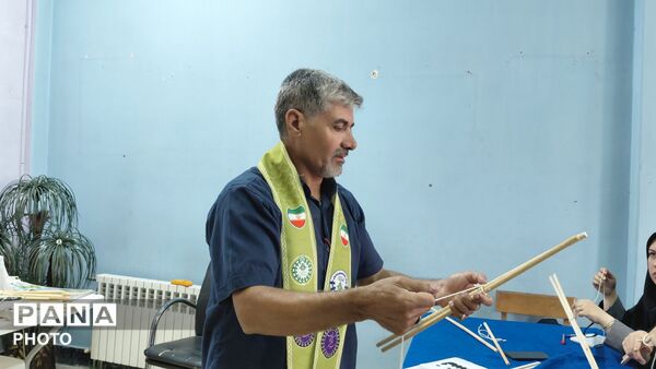 دوره آموزشی چوب و گره در کانون سراج ناحیه ۷