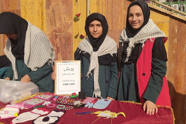 برگزاری «پویش مهربانی» در مدارس ناحیه 2 شهرری 