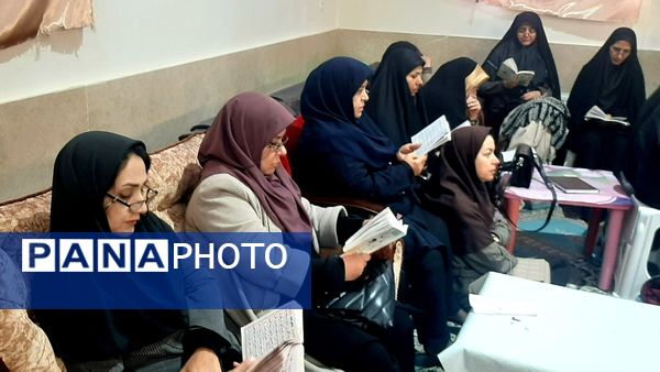 برگزاری دوره جمعه‌های مهدوی در ناحیه ۶ مشهد مقدس‌