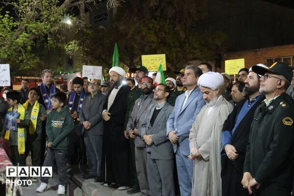 مراسم سازمان دانش‌آموزی فاروج به یاد دانش‌آموزان شهید میناب