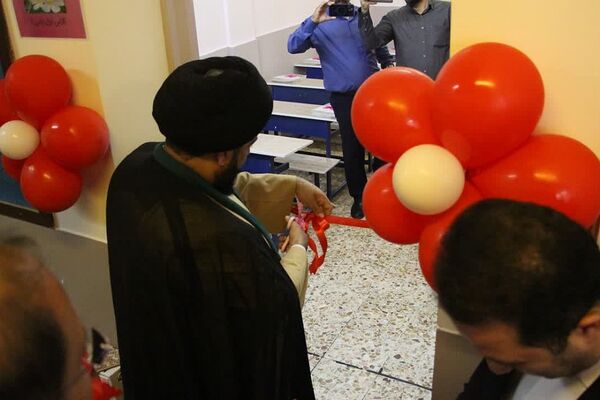 جشن بزرگ‌ بازگشایی مدارس در مدرسه پروین اعتصامی رودهن 
