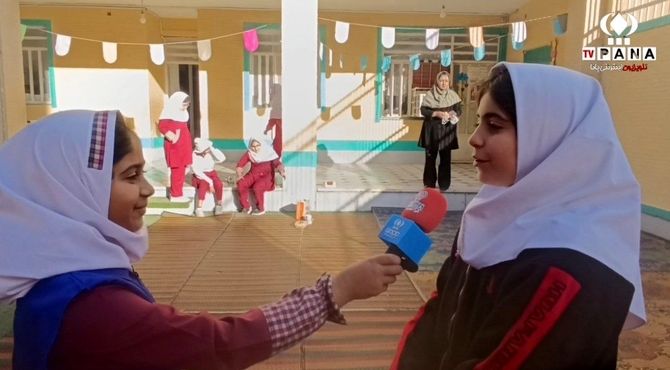 طعم دوستی و سلامتی در دبستان دخترانه مریم بندرعباس