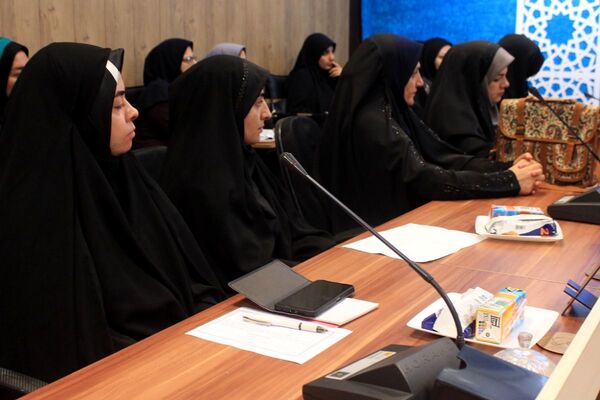 برگزاری نشست بصیرتی جهاد تبیین پیشرفت مدارس در بهارستان‌دو