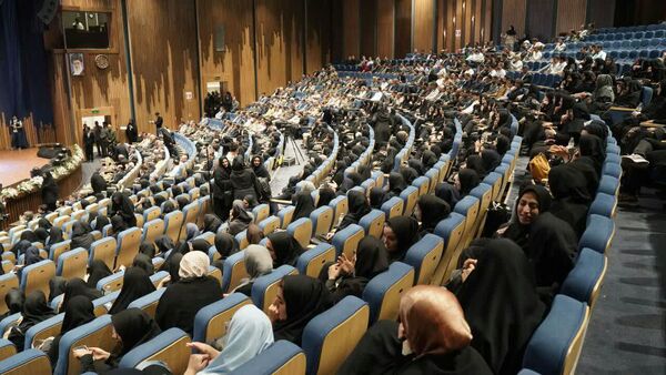 آیینه‌ تلاش کارمندان دانشگاه فردوسی مشهد