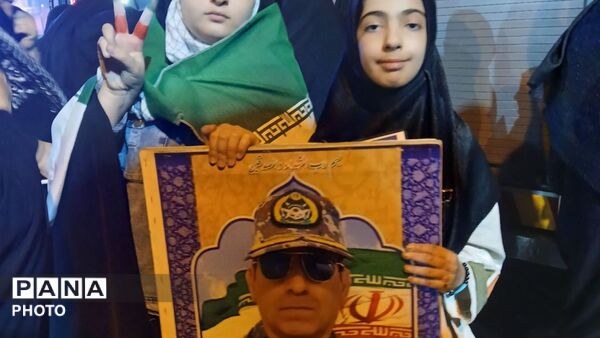 هم‌ صدایی با شکوه مردم پلدختر برای ایران؛ جلوه وحدت در خیابان‌‌های شهر