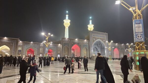 حرم سلطان طوس سیاه‌پوش شد