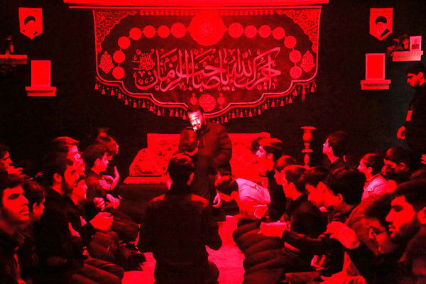 عزاداری نوجوانان فاطمی در سالروز شهادت امام موسی کاظم(ع)