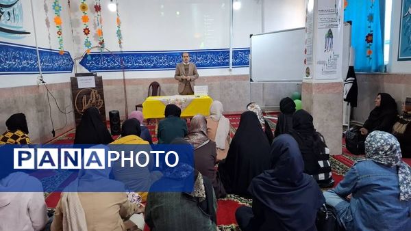 کارگاه تربیت قصه محور ویژه آموزش خانواده و اولیا دبستان هیات امنایی ملاصدرا