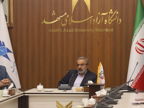  از تسخیر تا تبیین؛ بازخوانی پیام ۱۳ آبان در دانشگاه آزاد مشهد