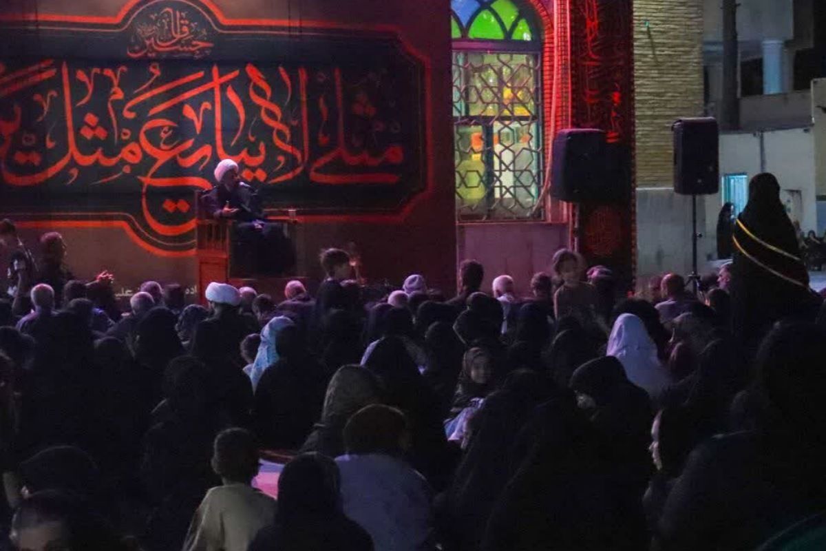میزبانی امامزاده عمادالدین رباط‌کریم از عزاداران حسینی در دهه اول محرم