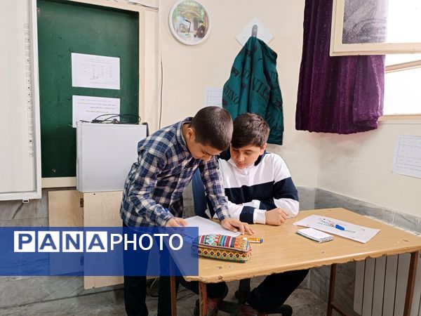 اجرای طرح مدام در دبیرستان شهید رجایی دوره اول متوسطه