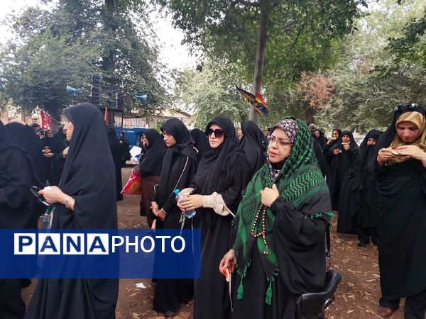 عشق‌به امام حسین همواره در دلهاست