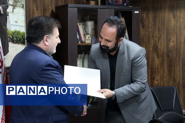 تجلیل از مددجویان و پرسنل بهزیستی‌ اشتهارد