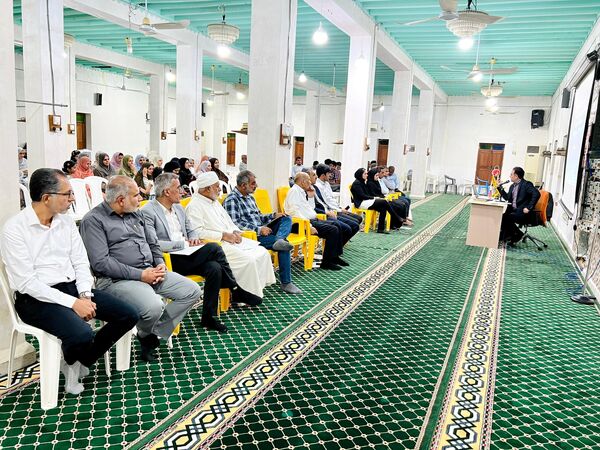 مراسم تجلیل از فرهنگیان بندر گروگ سیریک