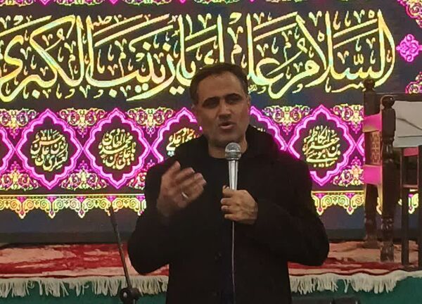 اعتکاف دانش‌آموزی مسجد مصلی اصفهان