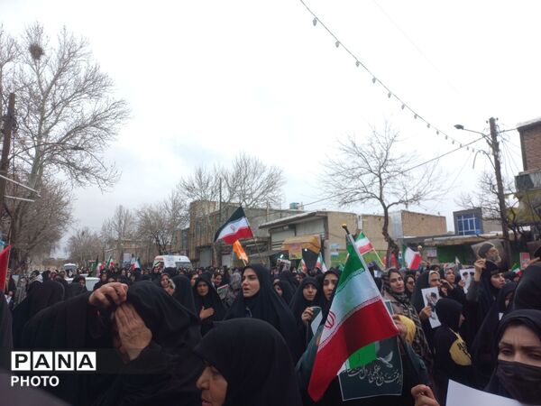 حضور پرشور مردم و نوجوانان خزل در راهپیمایی روز قدس به عشق رهبری و آرمان فلسطین