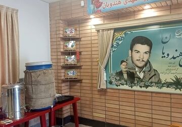 بازدید رئیس سازمان نوسازی مدارس کشور از اسکان زائران تشییع پیکر رهبر شهید در قم