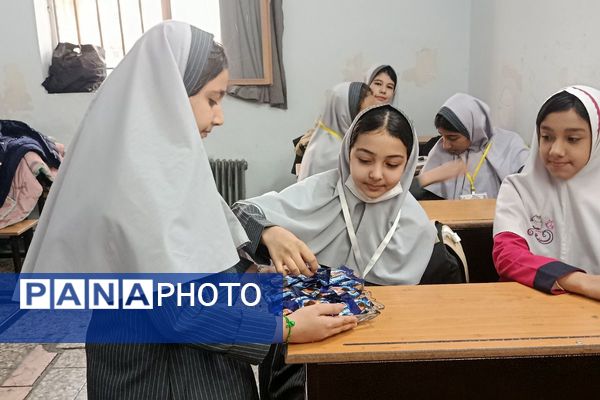 کودکان غرفه‌داران جشن میلاد موعود