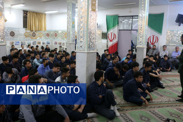 یادواره دانش‌آموزی شهدای اقتدار موشکی ایران در قم