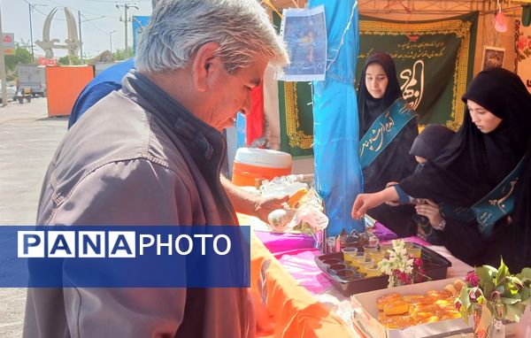 همکاری خادمیاران مدرسه فاطمیه با چایخانه دانش‌آموزی حضرت رضا (ع) در شیروان