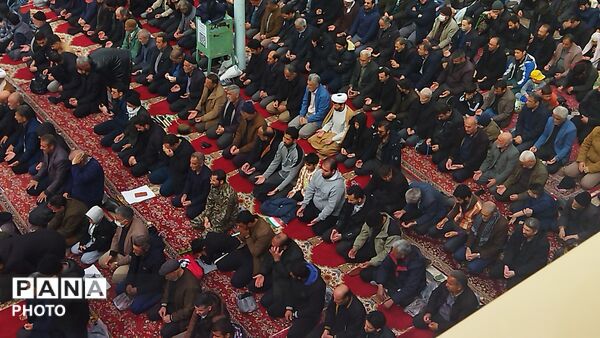 حضور پرشور مردم نیشابور در نماز جمعه روز قدس 