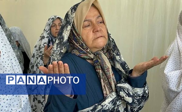 شکوه بندگی در نماز عید فطر گلوگاه