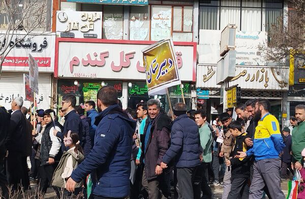 راهپیمایی 22 بهمن در شهرستان فاروج 