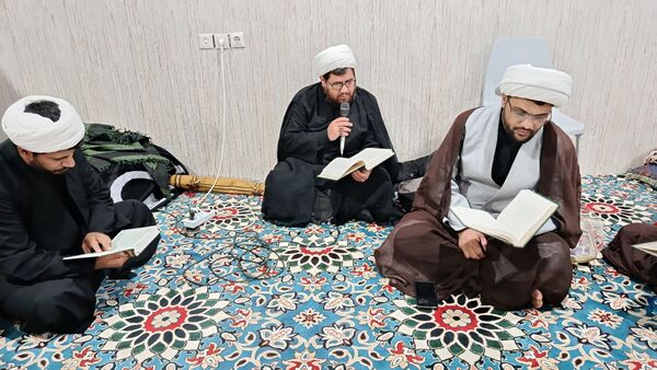 مراسم اعتکاف دانش‌آموزی در مسجد نور سندرک