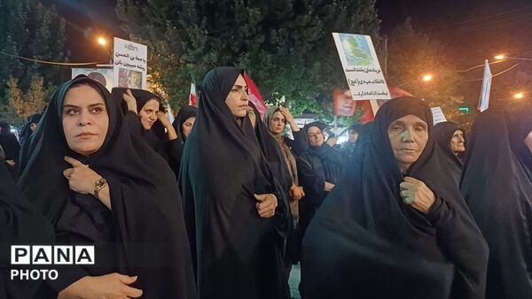 تداوم حضورحماسی مردم وفرهنگیان شهرستان کوهدشت در اجتماعات شبانه