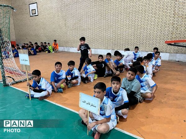 افتتاحیه مسابقات فوتسال جام اقتدار در خاتم 