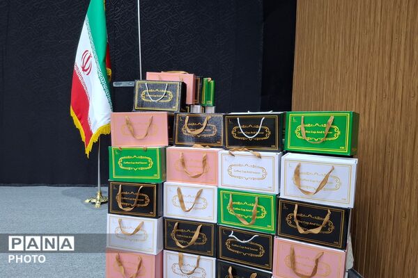 گردهمایی دبیران و آموزگاران تربیت بدنی در کانون فرهنگی تربیتی امام خمینی (ره) به مناسبت هفته تربیت بدنی و ورزش 